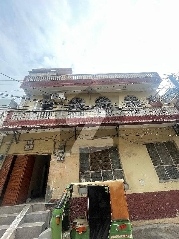 نیو کٹاریاں راولپنڈی میں 10 کمروں کا 6 مرلہ مکان 4.2 کروڑ میں برائے فروخت۔
