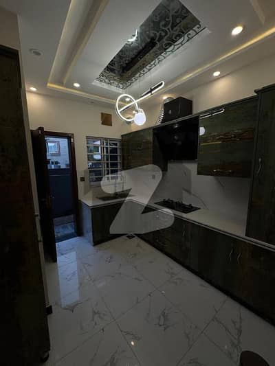 بحریہ آرچرڈ فیز 1 بحریہ آرچرڈ,لاہور میں 3 کمروں کا 5 مرلہ مکان 75.0 ہزار میں کرایہ پر دستیاب ہے۔