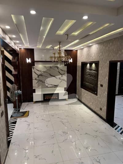 بحریہ آرچرڈ فیز 1 بحریہ آرچرڈ,لاہور میں 3 کمروں کا 5 مرلہ مکان 65.0 ہزار میں کرایہ پر دستیاب ہے۔