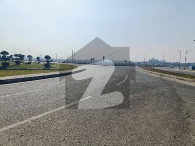 ڈی ایچ اے فیز9 پریزم - بلاک ڈی ڈی ایچ اے فیز9 پریزم,ڈی ایچ اے ڈیفینس,لاہور میں 1 کنال رہائشی پلاٹ 2.32 کروڑ میں برائے فروخت۔