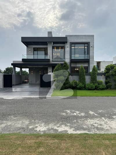 1 Kanal House For Rent IN DHA Eme Society 5 Master Bedroom 2 TV Launch 2 kichan Draing Room dining store Podar washroom sarwnt Quwatar Girag Tairs Lundri Area Rent 250000