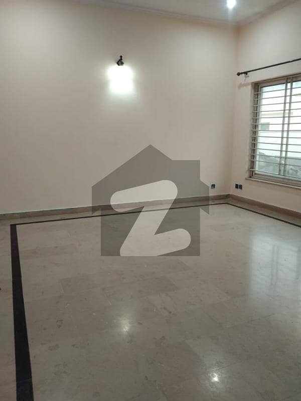 14 Marla Upper Portion For Rent In G-13