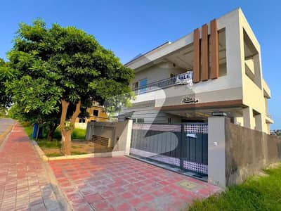 10 Brand new owner build double unit house prime location