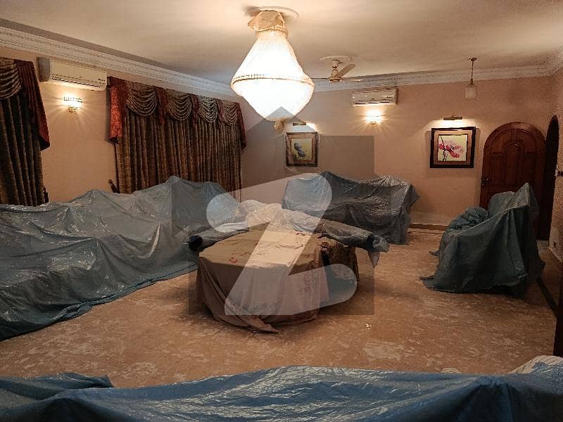 ایف ۔ 11 اسلام آباد میں 7 کمروں کا 2 کنال مکان 37.0 کروڑ میں برائے فروخت۔