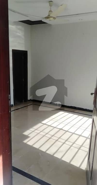 7 marla Ground portion for rent in cbr town
