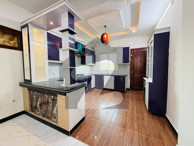 NEW HEIGHTED LOCATION 7 MARLA HOUSE