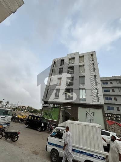 ڈی ایچ اے فیز 8 ڈی ایچ اے ڈیفینس,کراچی میں 4 مرلہ دفتر 2.75 کروڑ میں برائے فروخت۔