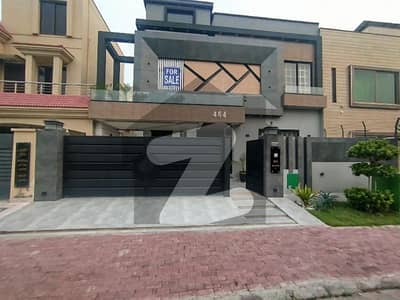 18 Marla Luxury House For Sale Bahria Town Lahore