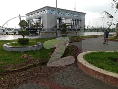 ڈی ایچ اے ڈیفینس گوجرانوالہ میں 10 مرلہ پلاٹ فائل 38.0 لاکھ میں برائے فروخت۔