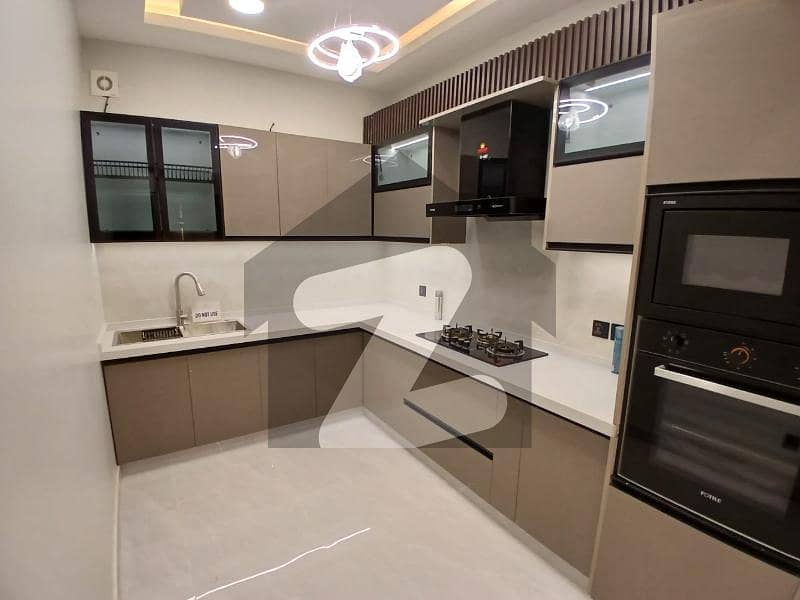 3 Bed DD Flat Available For Sale