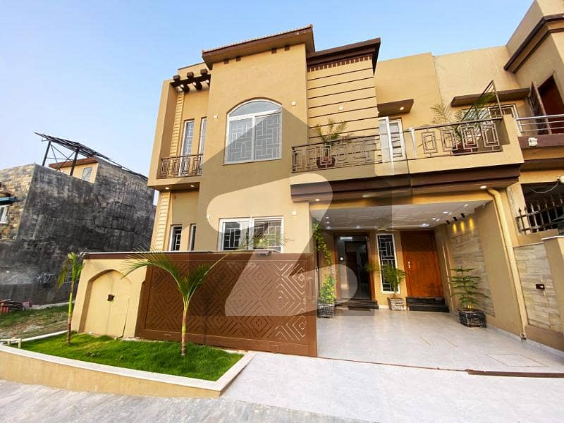 7 MARLA LOW COST DESIGNER HOUSE FOR SALE