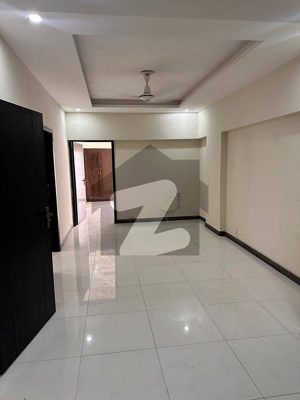 1400 Square Feet Two Bedroom Apartment For Rent In Blueline Tower Capital Residencia