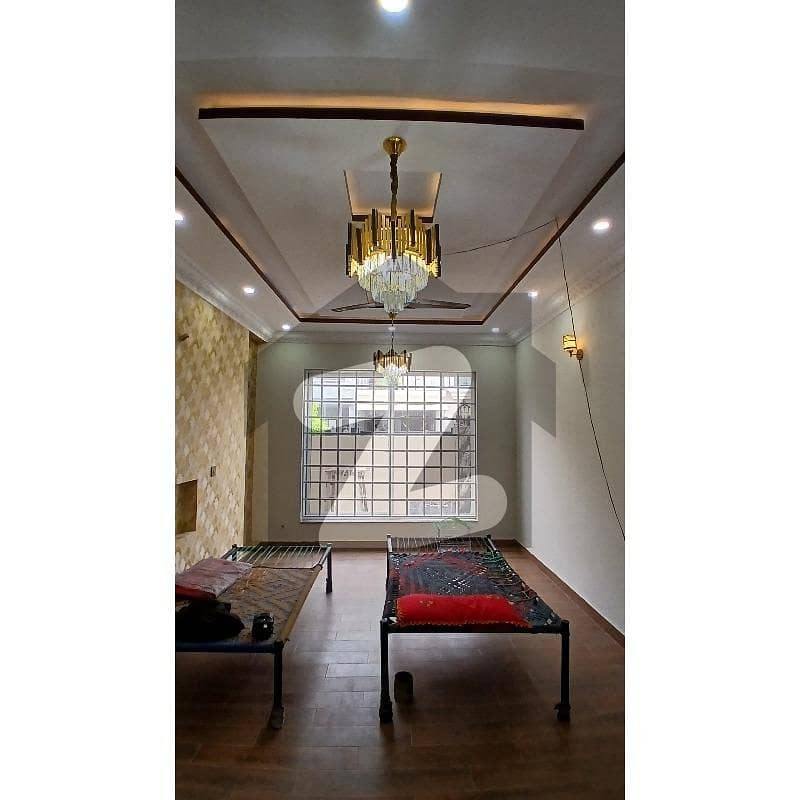 2 Kanal Upper Portion Available For Rent