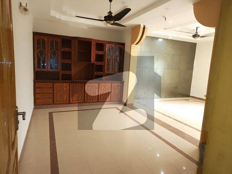 Clean & Stylish Upper Portion for Rent I-8, Islamabad