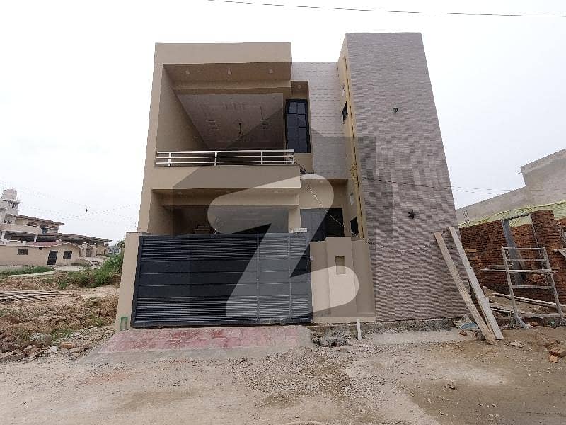Spacious Good Location House Is Available In Jarahi For sale