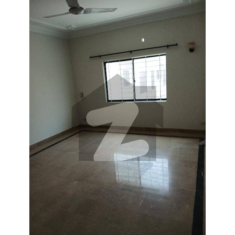 ڈی ایچ اے فیز 6 ڈی ایچ اے ڈیفینس,کراچی میں 3 کمروں کا 16 مرلہ بالائی پورشن 1.65 لاکھ میں کرایہ پر دستیاب ہے۔ ڈی ایچ اے فیز 6 ڈی ایچ اے ڈیفینس,کراچی میں 3 کمروں کا 16 مرلہ بالائی پورشن 1.65 لاکھ میں کرایہ پر دستیاب ہے۔