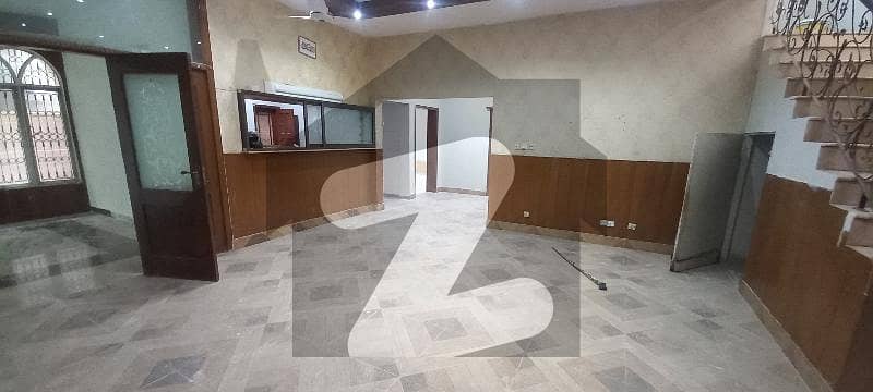 ایف ۔ 10 اسلام آباد میں 5 کمروں کا 1 کنال مکان 4.0 لاکھ میں کرایہ پر دستیاب ہے۔ ایف ۔ 10 اسلام آباد میں 5 کمروں کا 1 کنال مکان 4.0 لاکھ میں کرایہ پر دستیاب ہے۔