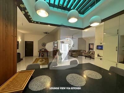 Single Story 1000 Sq Yds House for Sale