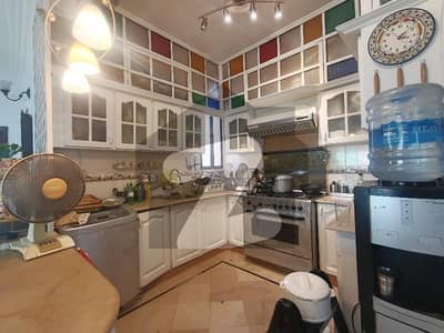 Small Complex For Sale In Clifton Block 2.