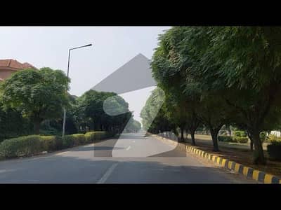 1 Kanal Top Location Plot for Sale in Bankers Avenue Cooperative Housing Society Lahore