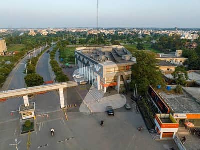 بینکرس ایوینیو کوآپریٹو ہاؤسنگ سوسائٹی لاہور میں 1 کنال رہائشی پلاٹ 1.4 کروڑ میں برائے فروخت۔