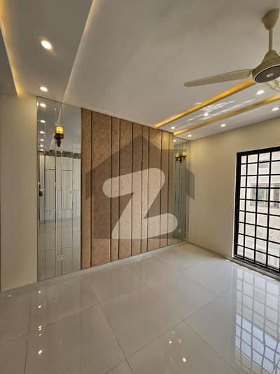 1 KANAL upper portion for rent