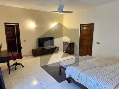 2500 Yards Main Margalla Road House For Sale In F-6/2