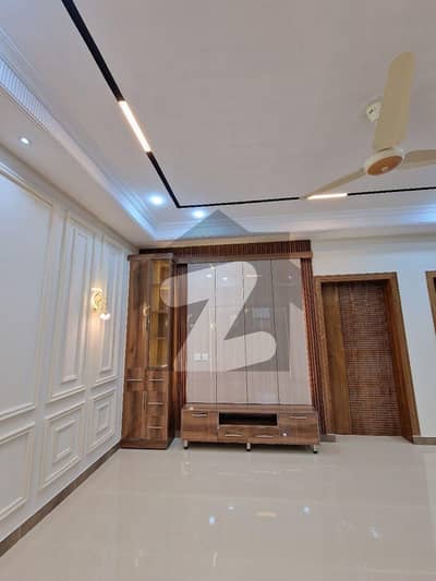 Gulberg Residencia Block F 7 Marla Brand New Full House Available For Sale