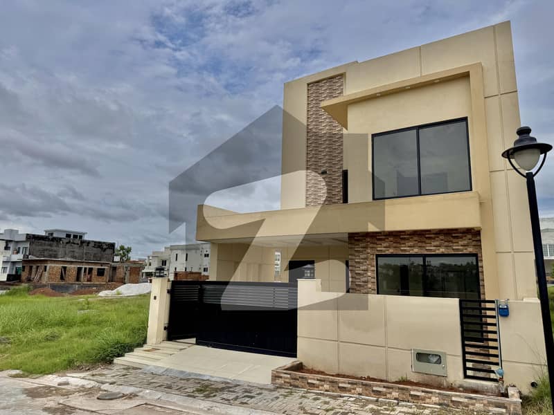 10 Marla brand new house in Emaar