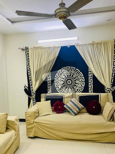 FURNISHED 5 MARLA VILLA AVAILABLE FOR RENT