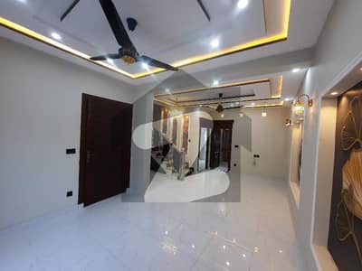Prime Location 1 Kanal Spacious House Is Available In Citi Housing Scheme For sale