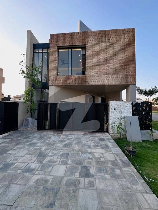 111 Sq Yards Luxury House Available For Sale 111 Sq Yards Luxury House Available For Sale