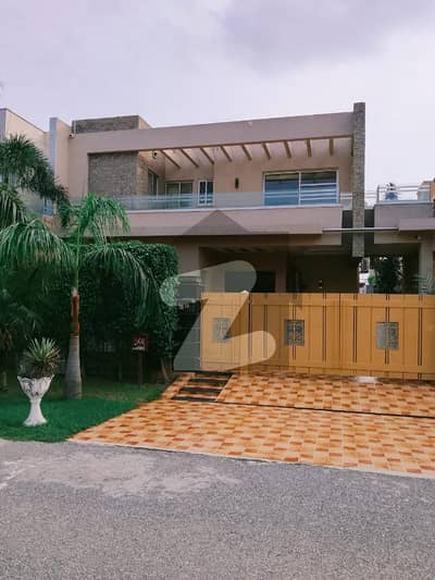 Exquisite 10 Marla Furnished House for Sale Near Dolmen Mall | DHA Phase 6, Lahore