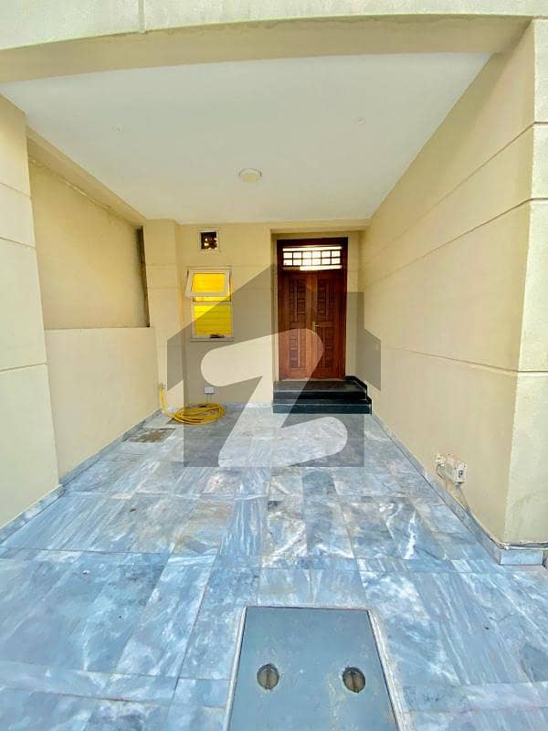 Ideal 10 Marla House Available In F-11/3, Islamabad Ideal 10 Marla House Available In F-11/3, Islamabad