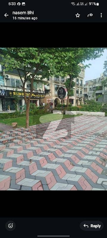 Ideal Location For Restaurants. Ideal Location For Restaurants.