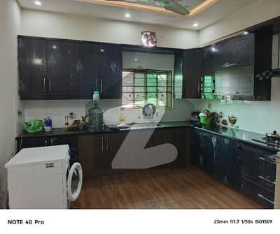 1 Kanal VIP Upper Portion For Rent In Abdalien Society Near Emporium Mall