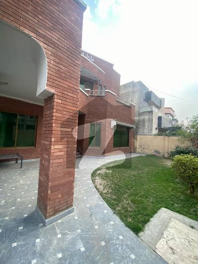1 kanal fully furnished lower portion for rent in Pia housing society