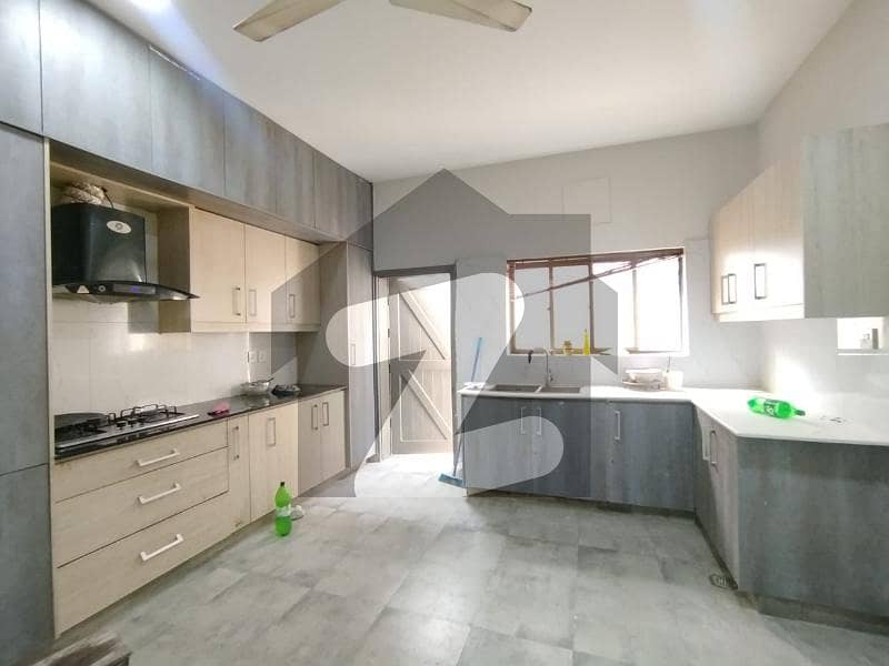 Double storey house double kitchen for rent