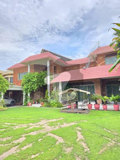 Majestic 2 Kanal Bungalow for Sale in DHA Phase 2 R Block | (Prime Location) Majestic 2 Kanal Bungalow for Sale in DHA Phase 2 R Block | (Prime Location)