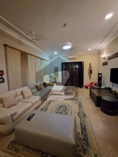 ڈی ایچ اے فیز 6 ڈی ایچ اے ڈیفینس,کراچی میں 9 کمروں کا 2 کنال مکان 25.9 کروڑ میں برائے فروخت۔