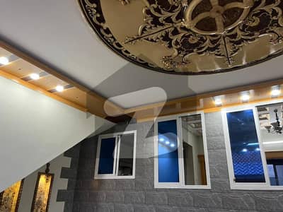 حیات آباد فیز 1 - ڈی3 حیات آباد فیز 1,حیات آباد,پشاور میں 8 کمروں کا 5 مرلہ مکان 3.7 کروڑ میں برائے فروخت۔ حیات آباد فیز 1 - ڈی3 حیات آباد فیز 1,حیات آباد,پشاور میں 8 کمروں کا 5 مرلہ مکان 3.7 کروڑ میں برائے فروخت۔