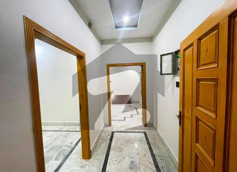 3 Beds Flat For Rent