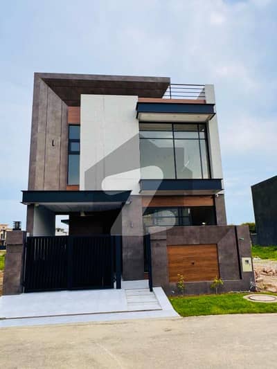 Luxury Living! 5 Marla Brand New Modern Design House for Sale in DHA 9 Town Block A