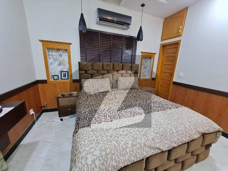 ڈی ۔ 12 اسلام آباد میں 4 مرلہ مکان 4.25 کروڑ میں برائے فروخت۔