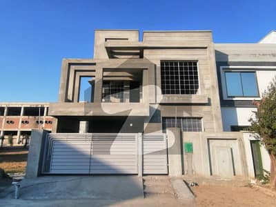 8 Marla Owner Built Premium Quality Gray Structure for Sale In Bahria Orchard Phase 2