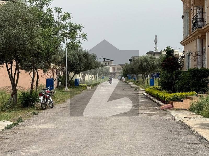 200 SQYD PLOT FOR SALE FIRST COME FIRST AVAIL 200 SQYD PLOT FOR SALE FIRST COME FIRST AVAIL