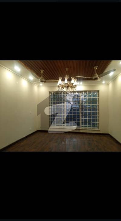 1st Floor Portion For Rent