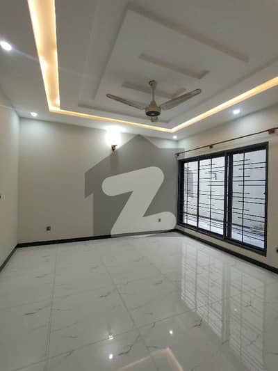 50*90 Open basement For rent in g. 14 Islamabad