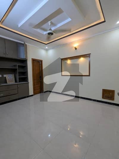 Full House For Rent Size( 25*40)