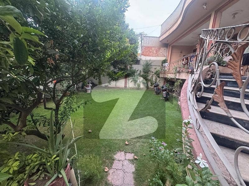 Prime Location House Of 1 Kanal Available For sale In Hayatabad Phase 1 Prime Location House Of 1 Kanal Available For sale In Hayatabad Phase 1